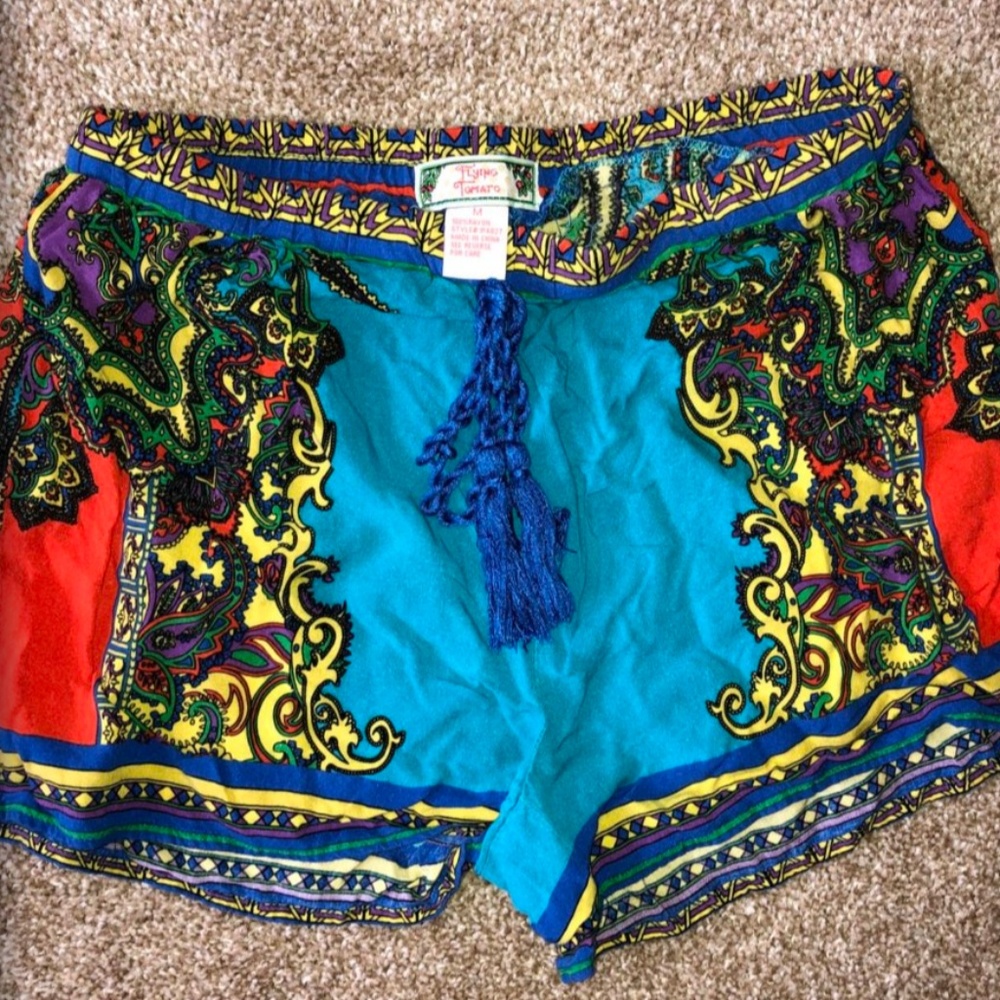 Flying Tomato Shorts Size M
